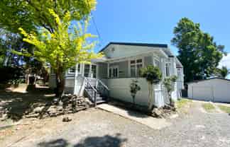 13 Captain Scott Road, Glen Eden