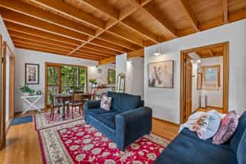 59 Whatipu Road, Huia