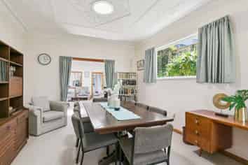 55 Crofton Road, Ngaio