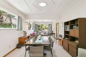 55 Crofton Road, Ngaio