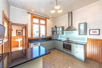 112 Great North Road, Otamatea