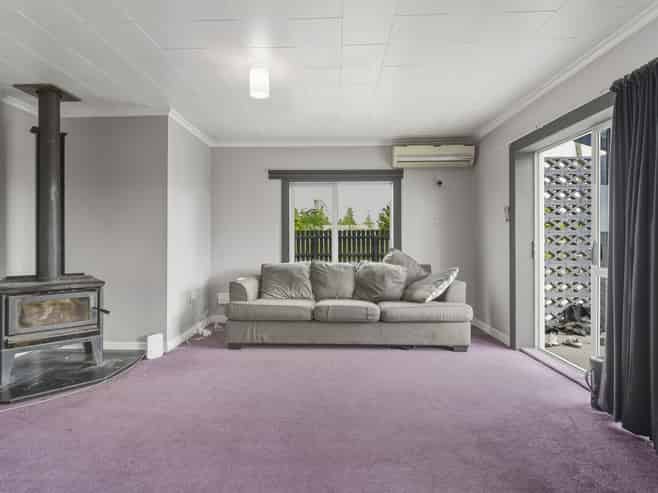 8 Helensbrook Road, Milton