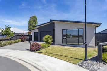 17 St James Place, Rangiora