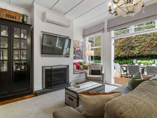 12a Moore Street, Hillcrest