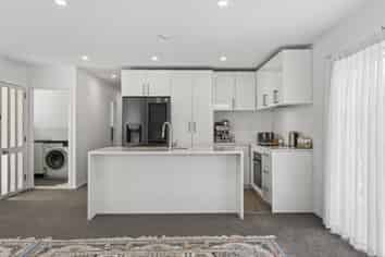 2/47 Larne Avenue, Pakuranga Heights