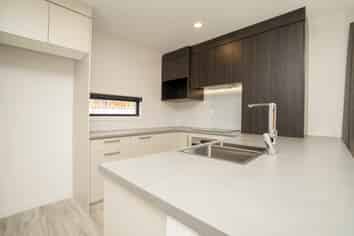 2/3 Elmira Avenue, Chartwell