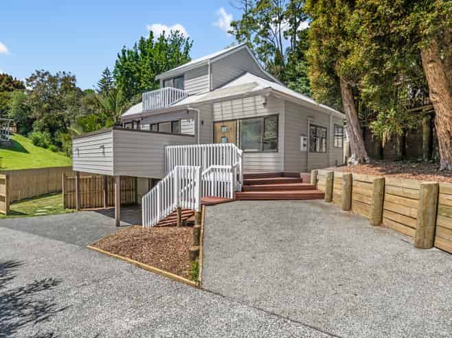 45A Tarawera Terrace, Saint Heliers