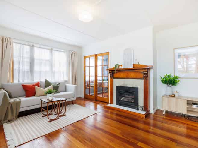 654 Featherston Street, Roslyn