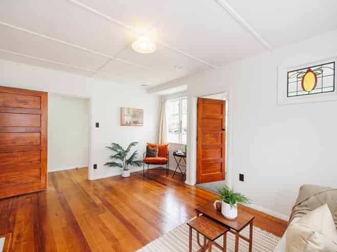 654 Featherston Street, Roslyn