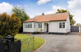 654 Featherston Street, Roslyn