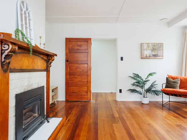 654 Featherston Street, Roslyn