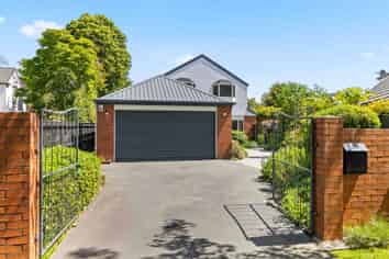 8 Swanleigh Place, Ilam