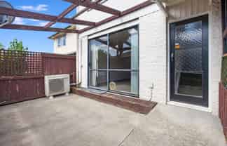 4/183 Hastings Street East, Waltham