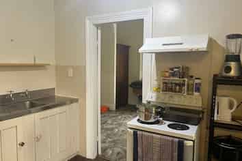 5C Collins Street, Hawera