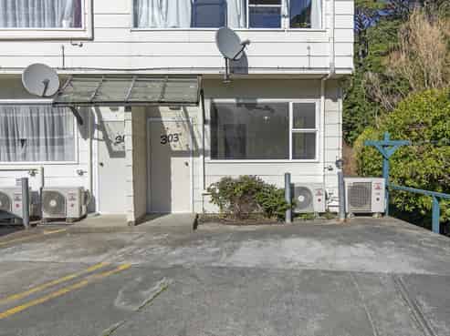 303/d Happy Valley Road, Owhiro Bay