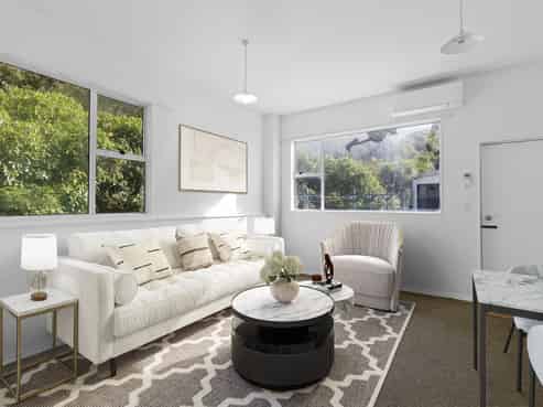 303/d Happy Valley Road, Owhiro Bay