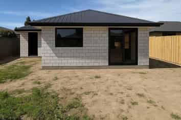 55 Beach Road, Hampstead