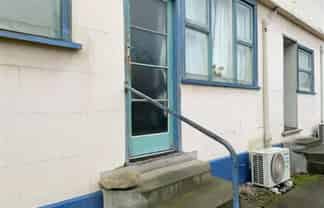 Flat 2/60-62 Ranui Avenue, Waimataitai