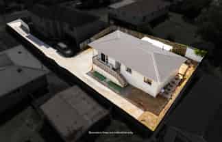 8A Harrington Road, Henderson