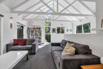 28A Riversdale Drive, MERRILANDS