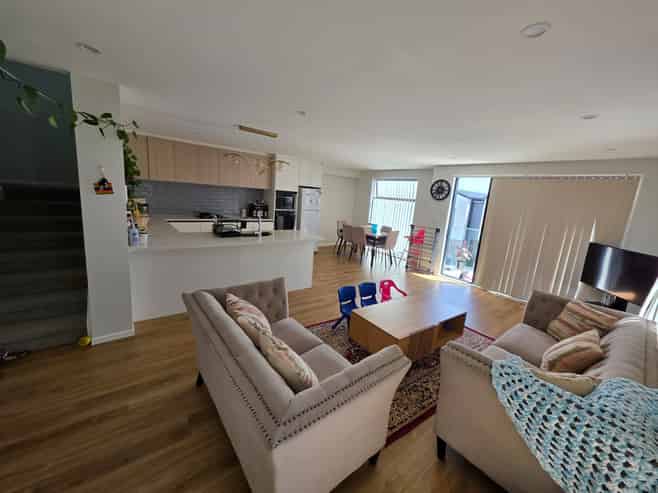 54 Hinonga Loop, Millwater