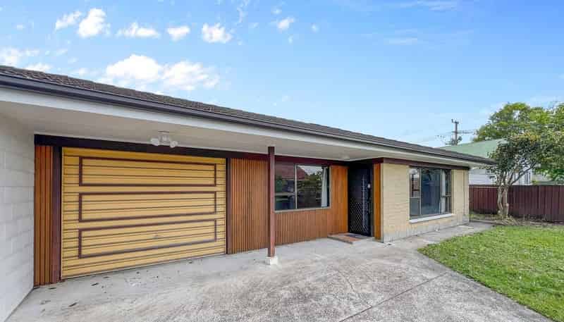 44 Wattle Street, New Lynn