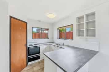 44 Wattle Street, New Lynn