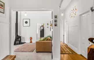 2C St Leonard Street, Saint Johns Hill