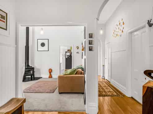 2C Saint Leonard Street, Saint Johns Hill