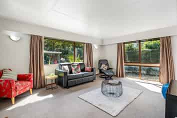 15A Brassey Road, Saint Johns Hill
