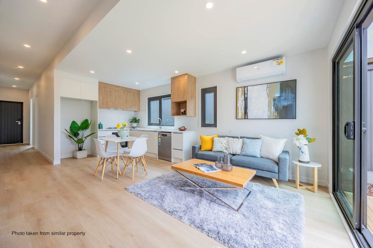 Urgent sale, stand alone home in Pukekohe - Aanzicht 4