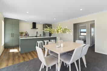 45 Magnolia Place, Levin