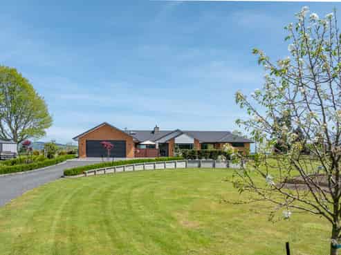 156 Norwegian Road, Rotoorangi