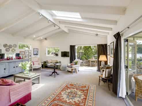 18 Lucknow Road, Havelock North