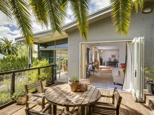 18 Lucknow Road, Havelock North