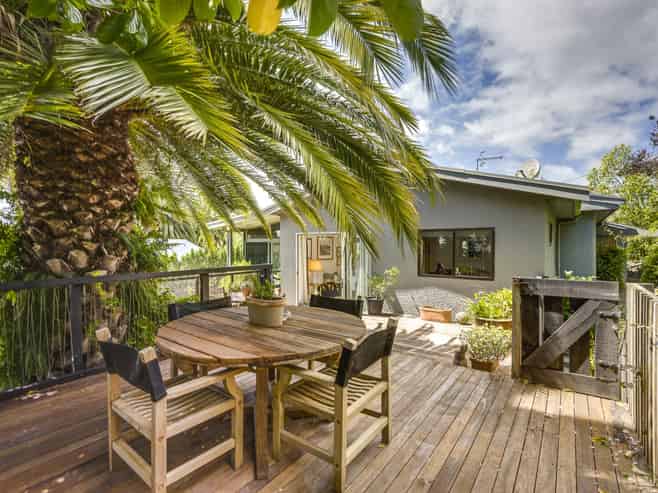 18 Lucknow Road, Havelock North