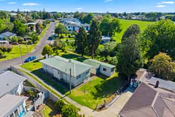 15 Eden Street, Mangere East