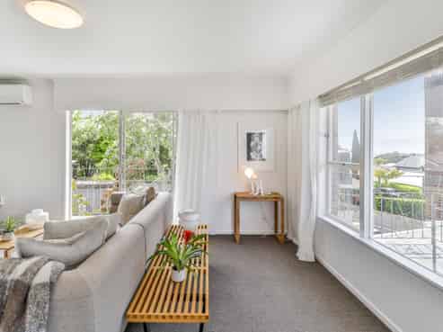 4/49 Western Springs Road, Morningside