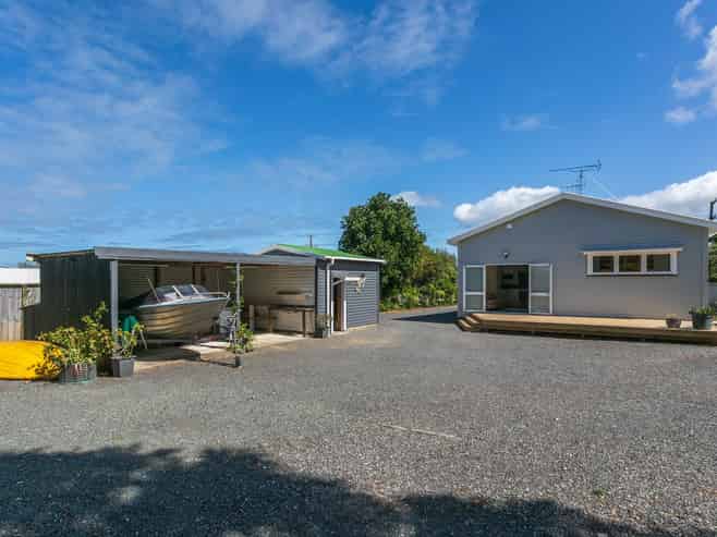 12 Whangapoua Road, Coromandel