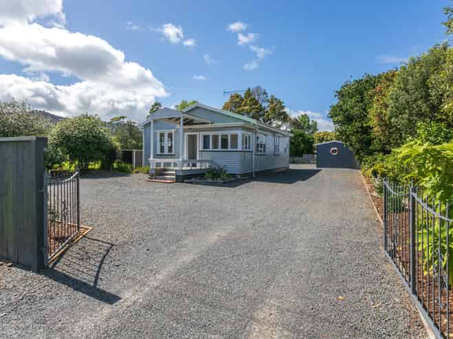 12 Whangapoua Road, Coromandel