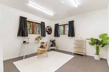 77 Carter Road, Oratia