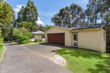 77 Carter Road, Oratia
