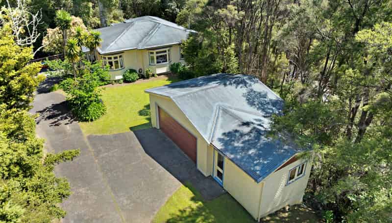 77 Carter Road, Oratia