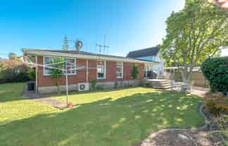 8a Chartwell Crescent , Chartwell