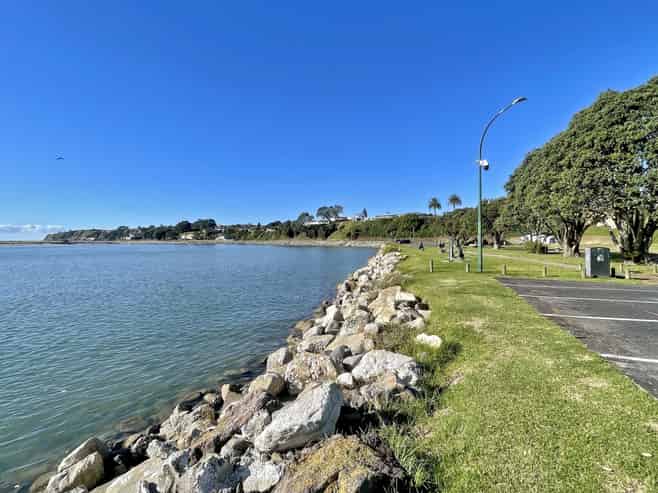 83 Spencer Avenue, Maketu