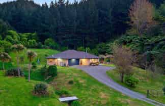 48 Eucalyptus Way, PARAPARAUMU