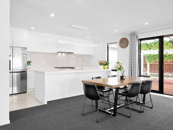 5 Sydney Place, Flagstaff