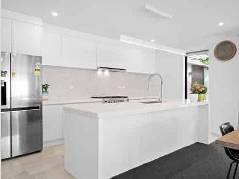 5 Sydney Place, Flagstaff