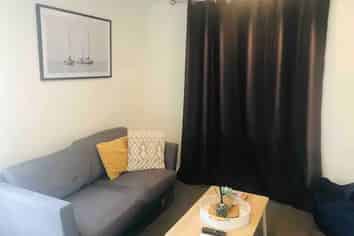 297B Dey Street, Hamilton East