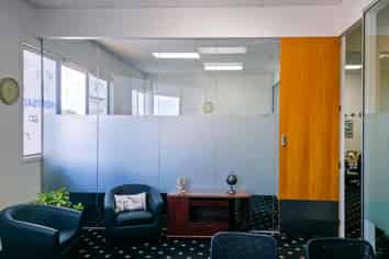 PREMIUM OFFICE SPACE 
